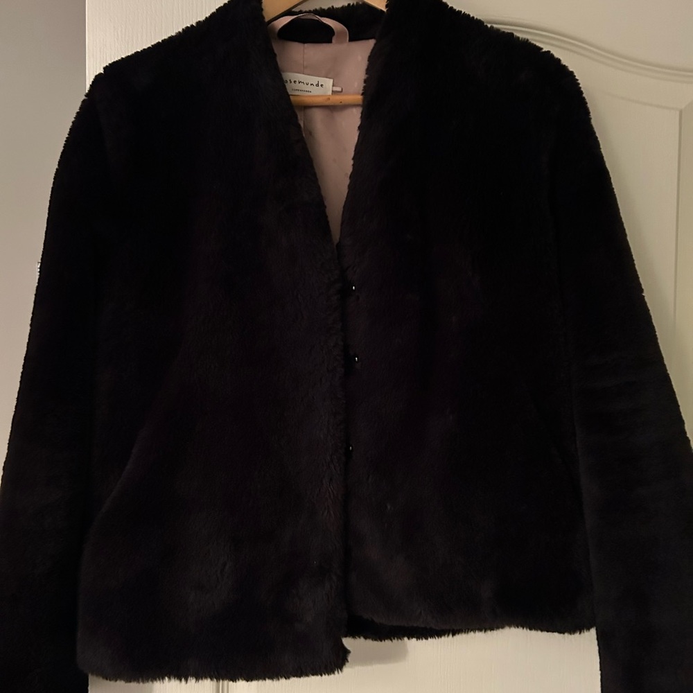 Rosamunde Black Teddy Jacket